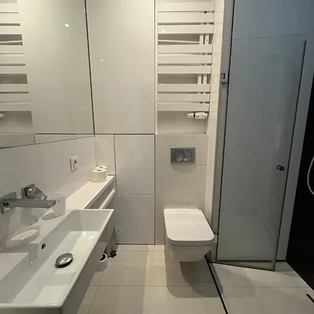 Trojmiejskie - White By The * Sopot